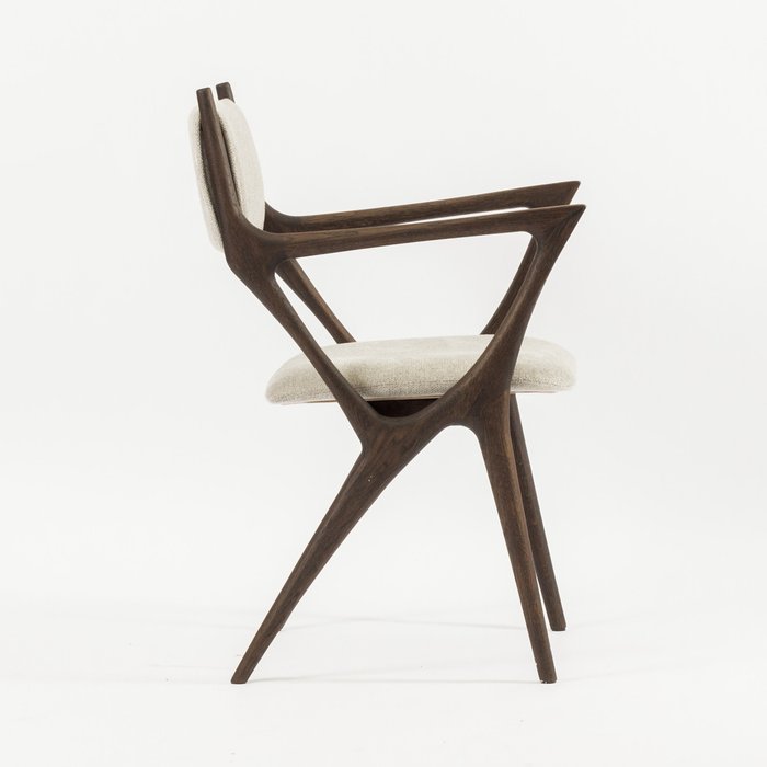 Стул Катания светло-серого цвета - лучшие Обеденные стулья в INMYROOM