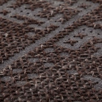Квадратная подушка Canevas коричневого цвета - лучшие Декоративные подушки в INMYROOM