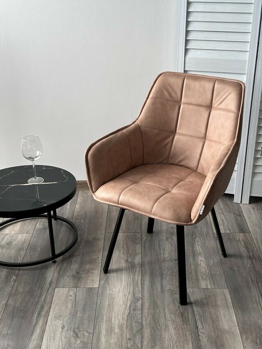 Стул поворотный Maverick светло-коричневого цвета - лучшие Интерьерные кресла в INMYROOM