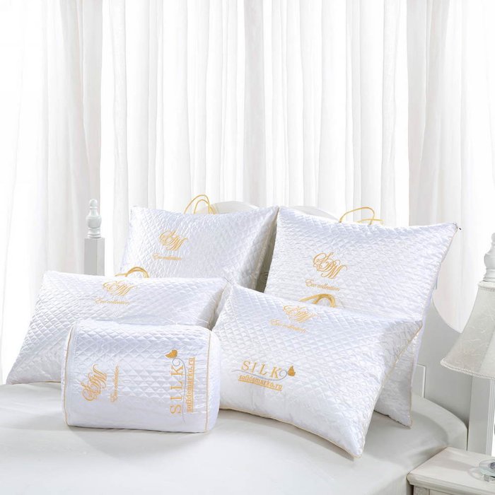 Одеяло Silk 155х215 белого цвета - купить Одеяла по цене 18900.0