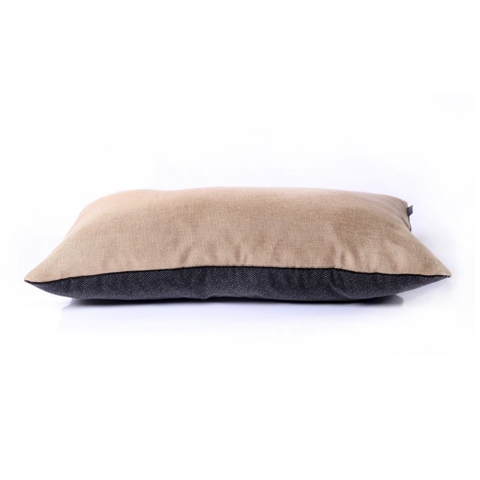 Декоративная подушка BLACK SAND - купить Декоративные подушки по цене 3000.0