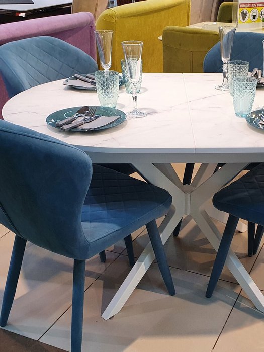 Раздвижной обеденный стол B1300 белого цвета - лучшие Обеденные столы в INMYROOM