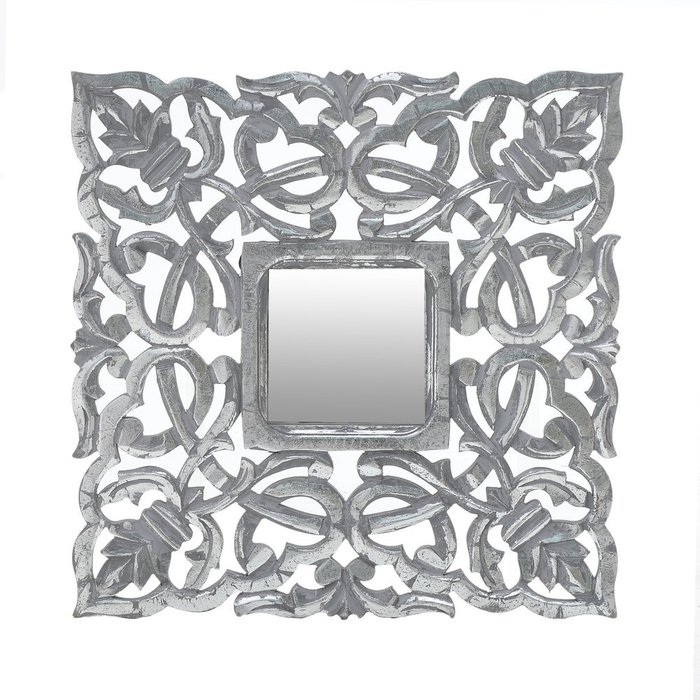 Зеркало настенное серебристого цвета