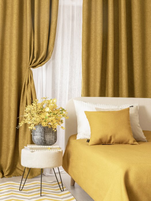 Декоративная подушка желтого цвета - лучшие Декоративные подушки в INMYROOM