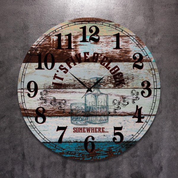 Часы настенные It's 5 o'clock с оригинальным принтом Часы настенные It's 5 o'clock с оригинальным принтом