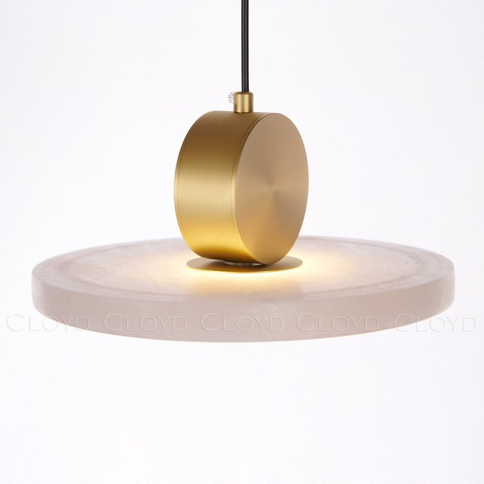 Подвесной светильник Cloyd PILAT-C P1 / ?25 см - алебастр - латунь - купить Подвесные светильники по цене 21420 Подвесной светильник Cloyd PILAT-C P1 / ?25 см - алебастр - латунь - купить Подвесные светильники по цене 21420