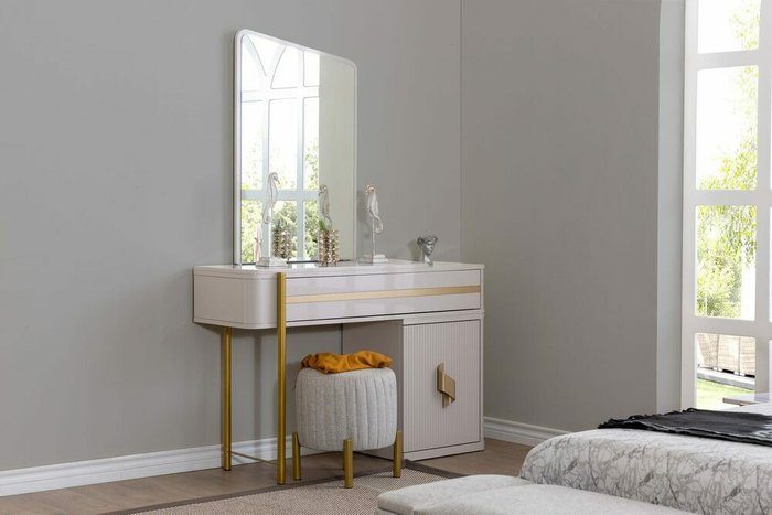 Столик туалетный Париж белого цвета с зеркалом - лучшие Туалетные столики в INMYROOM