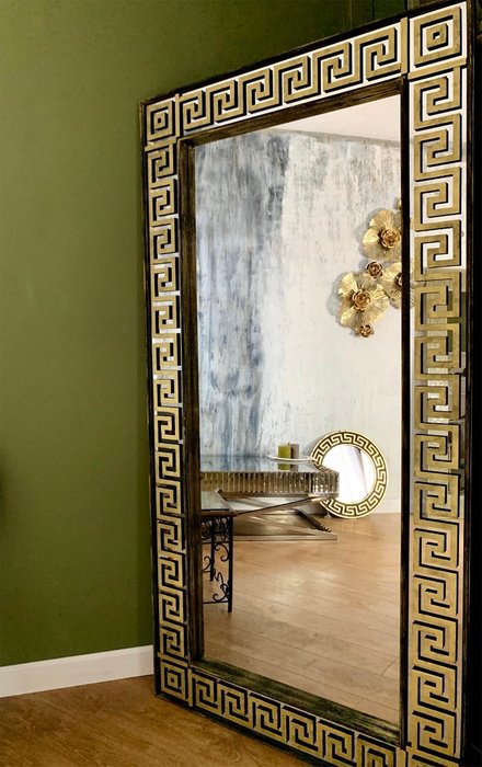 Зеркало Dolce золотого цвета - купить Напольные зеркала по цене 63500.0