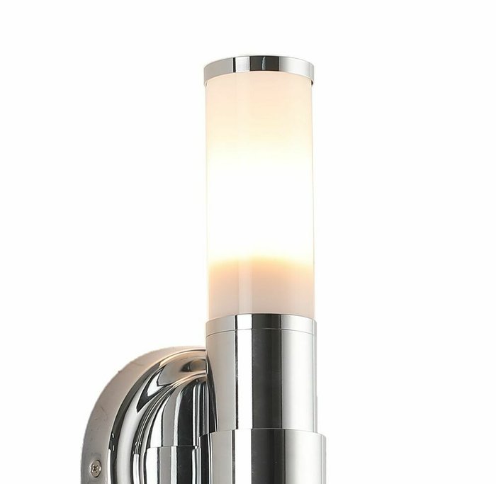 Настенный светильник Libbero цвета хром - лучшие Бра и настенные светильники в INMYROOM