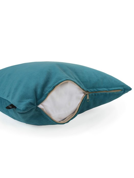 Декоративная подушка Ultra atlantic бирюзового цвета - купить Декоративные подушки по цене 1194.0