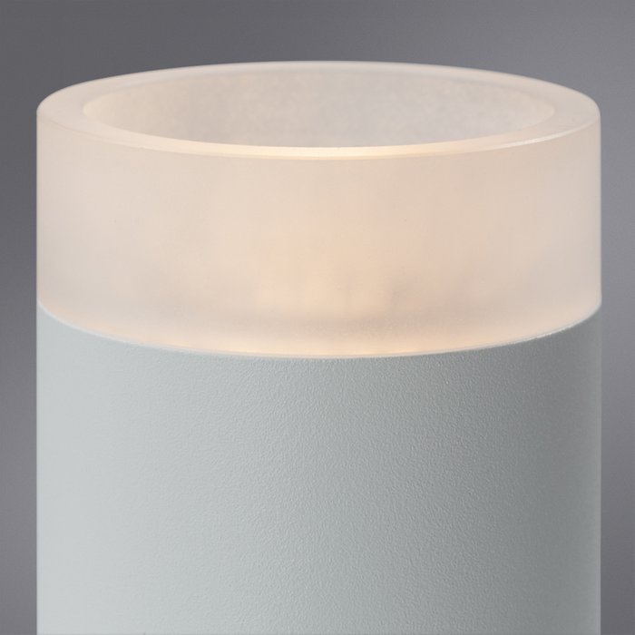 Накладной светильник Ogma белого цвета - лучшие Потолочные светильники в INMYROOM