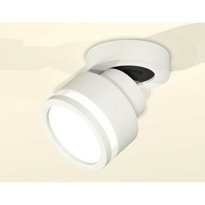 Светильник точечный Ambrella Techno Spot XM8101022 - купить Накладные споты по цене 7443.0