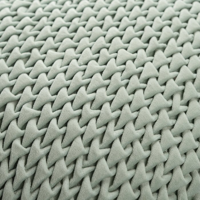 Подушка декоративная стеганая Essential из хлопкового бархата мятного цвета   - купить Декоративные подушки по цене 3990.0