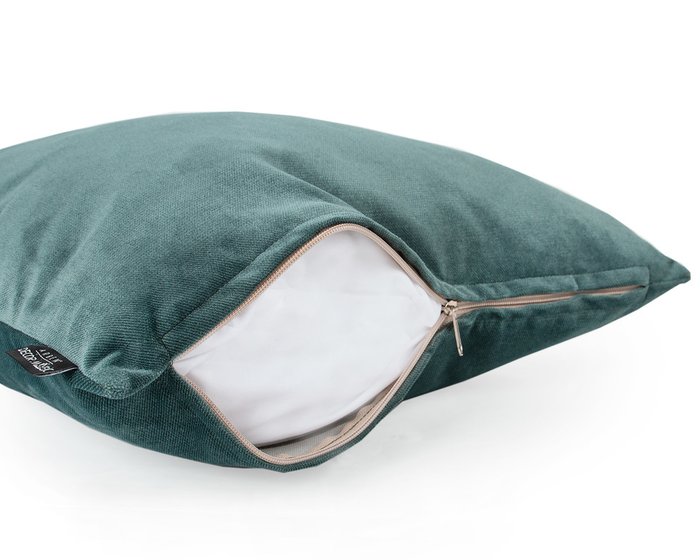 Декоративная подушка Lecco Teal из полиэстера - лучшие Декоративные подушки в INMYROOM