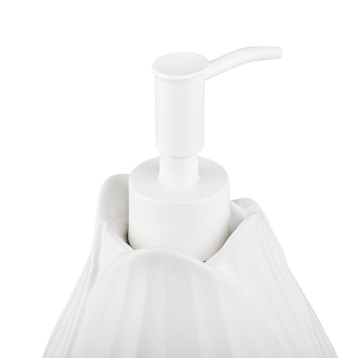 Дозатор для жидкого мыла Fleur белого цвета - купить Диспенсеры для мыла по цене 1710.0