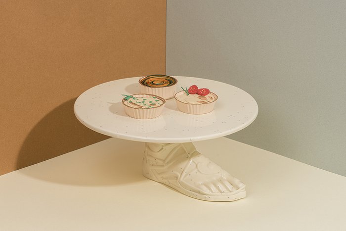 Подставка-столик керамическая Hestia белая круглая - купить Аксессуары для кухни по цене 3690.0