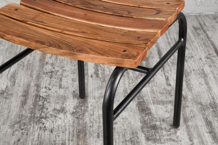 Стул коричневого цвета с металлическими ножками - лучшие Обеденные стулья в INMYROOM