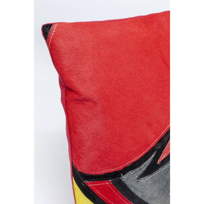 Подушка Betsy красного цвета - лучшие Декоративные подушки в INMYROOM