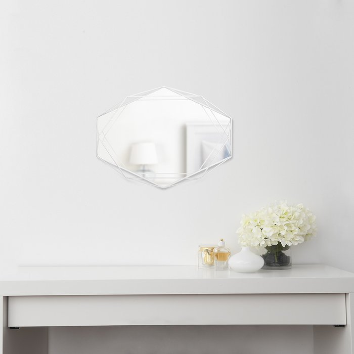 Зеркало настенное декоративное Prisma в белом цвете - купить Настенные зеркала по цене 9990.0