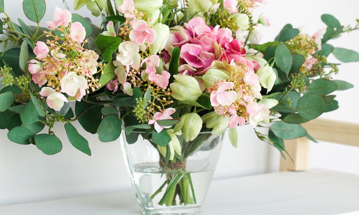 Композиция из искусственных цветов - Розовая гортензия, эвкалипт, рябчики - купить Декоративные цветы по цене 13900.0