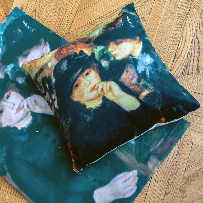 Декоративная арт подушка Девушки в черном - купить Декоративные подушки по цене 2000.0