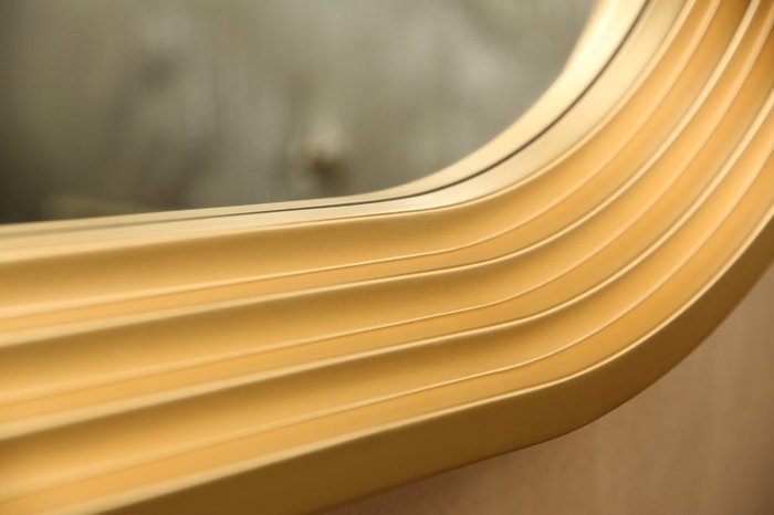 Овальное интерьерное зеркало Scala ovale в декоративной раме - купить Настенные зеркала по цене 49765.0
