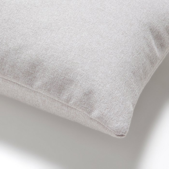 Чехол на подушку бежевого цвета - купить Чехлы для подушек по цене 3290.0