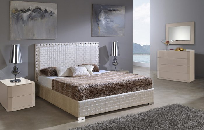 Кровать MANHATTAN с высоким изголовьем 160x200 см - купить Кровати для спальни по цене 113714.0 Кровать MANHATTAN с высоким изголовьем 160x200 см - купить Кровати для спальни по цене 113714.0