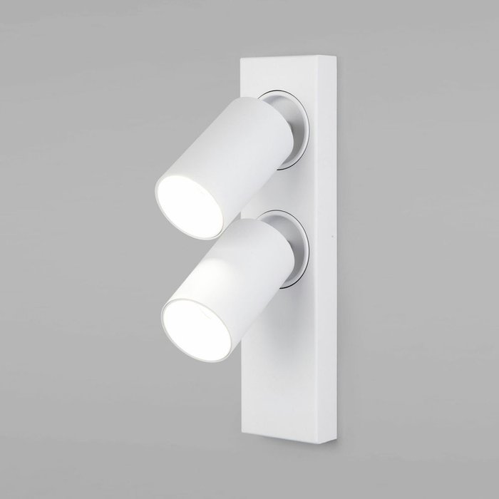 Светодиодный светильник 20139/2 LED белый Flank - купить Накладные споты по цене 7990.0