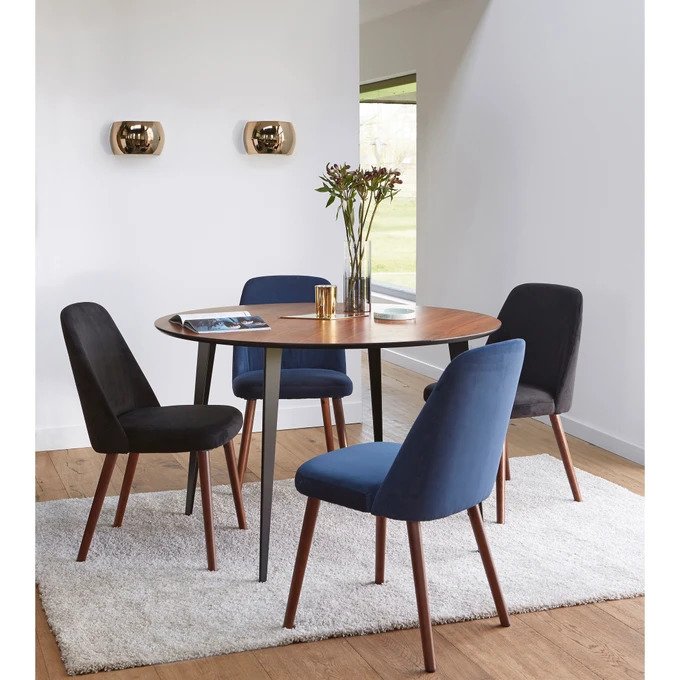 Обеденный круглый стол Watford в винтажном стиле  - купить Обеденные столы по цене 38485.0
