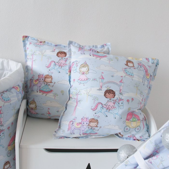 Подушка Princess&Unicorn из 100% хлопка - купить Декоративные подушки по цене 1190.0