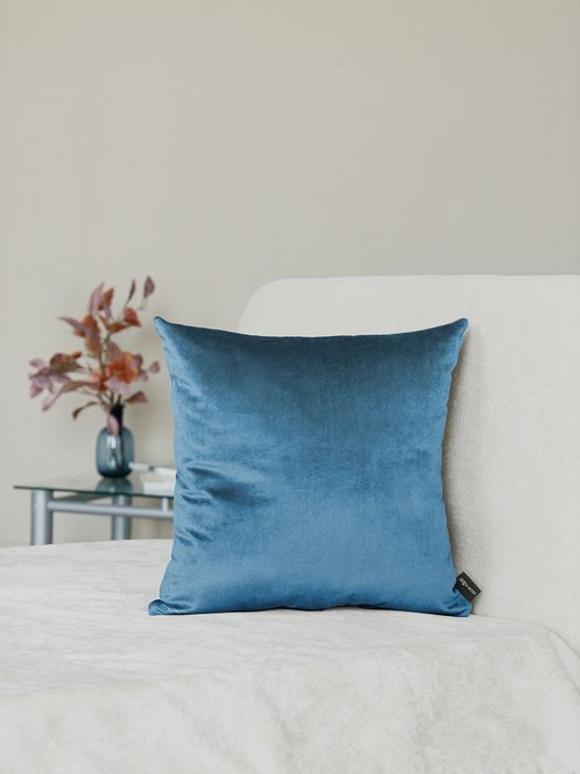 Декоративная подушка monaco blue 45х45 синего цвета - лучшие Декоративные подушки в INMYROOM
