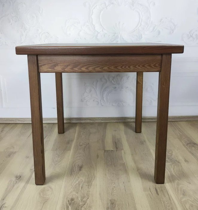 Обеденный стол Классика 70х70 коричневого цвета - лучшие Обеденные столы в INMYROOM