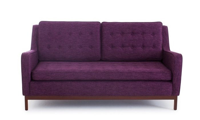 Прямой диван фиолетового цвета