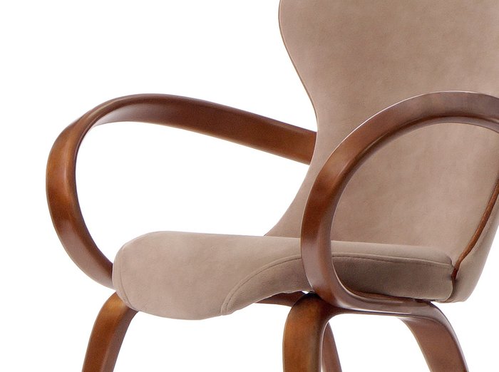 Стул Apriori S коричневого цвета - купить Обеденные стулья по цене 28314.0