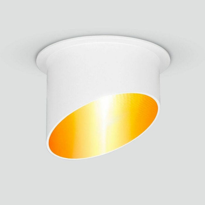 Встраиваемый точечный светильник Flami бело-золотого цвета
