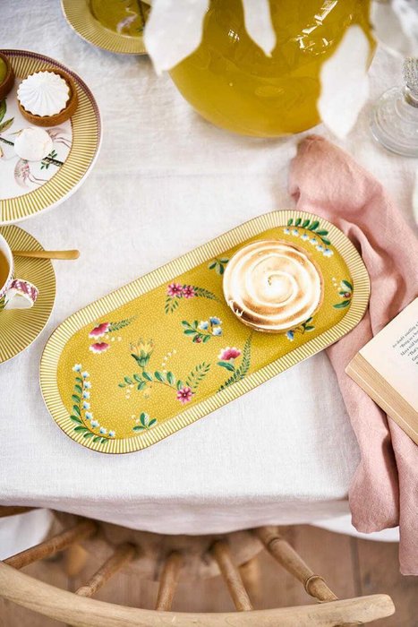 Блюдо для торта La Majorelle Yellow, 33,3x15,5 см - лучшие Тарелки в INMYROOM Блюдо для торта La Majorelle Yellow, 33,3x15,5 см - лучшие Тарелки в INMYROOM