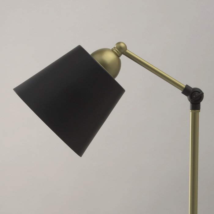 Настольная лампа Таун с черным плафоном  - купить Настольные лампы по цене 6220.0