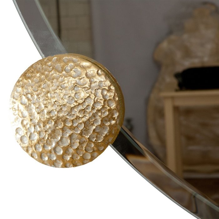 Зеркало настенное Her Айвори золотого цвета - купить Настенные зеркала по цене 14987.0