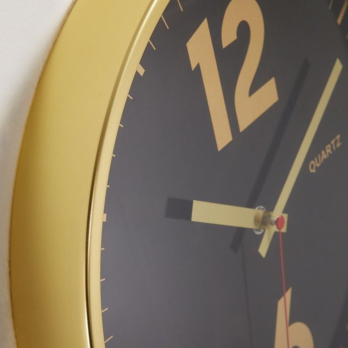 Часы настенные Menthe из металла - купить Часы по цене 3490.0