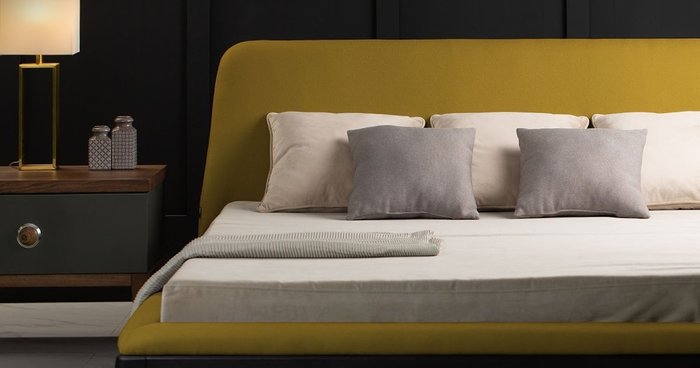 Кровать Liberty 180х200 горчичного цвета - лучшие Кровати для спальни в INMYROOM
