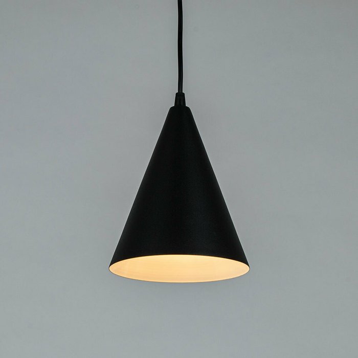 Подвесной светильник Arte Lamp LARK A7074SP-1BK - купить Подвесные светильники по цене 1990.0 Подвесной светильник Arte Lamp LARK A7074SP-1BK - купить Подвесные светильники по цене 1990.0