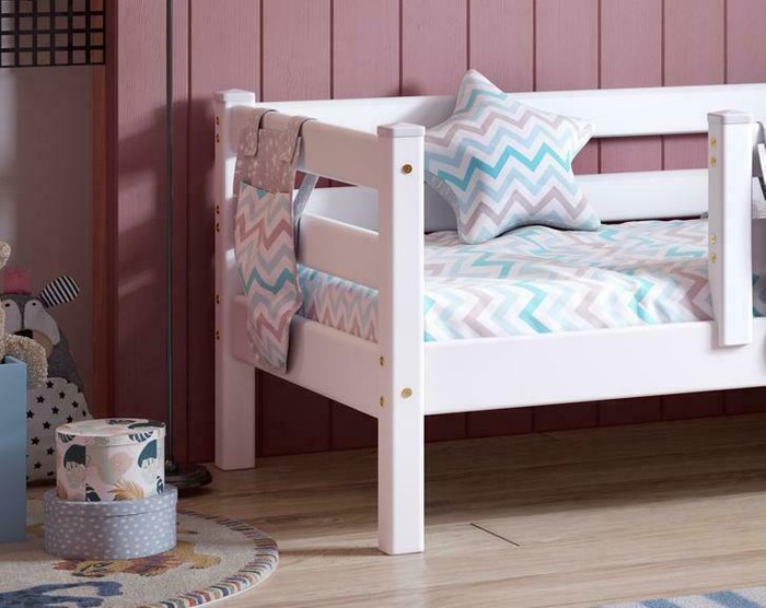 Кровать с защитой по периметру Соня 80х190 белого цвет - лучшие Одноярусные кроватки в INMYROOM
