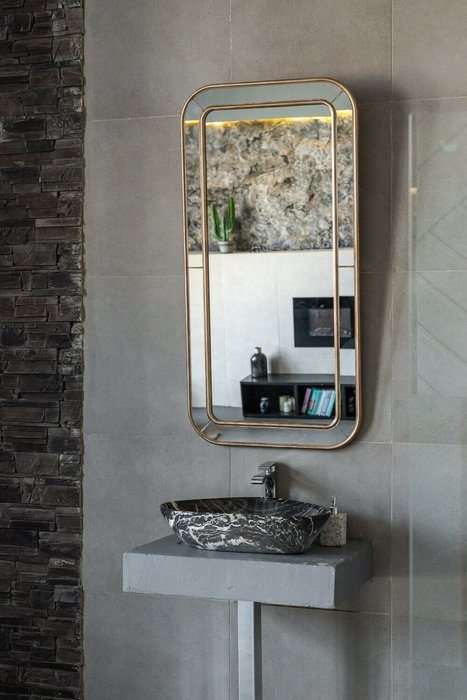 Зеркало настенное Venecia в раме серебристо-бежевого цвета - лучшие Настенные зеркала в INMYROOM