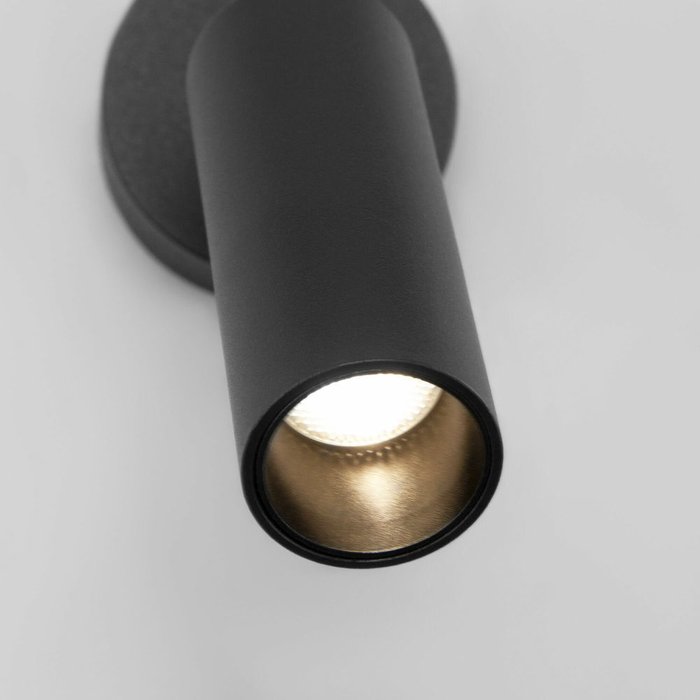 Светодиодный светильник 20133/1 LED черный Pin - лучшие Накладные споты в INMYROOM