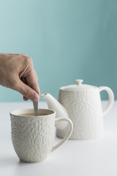 Чашка In the Forest белого цвета - лучшие Для чая и кофе в INMYROOM
