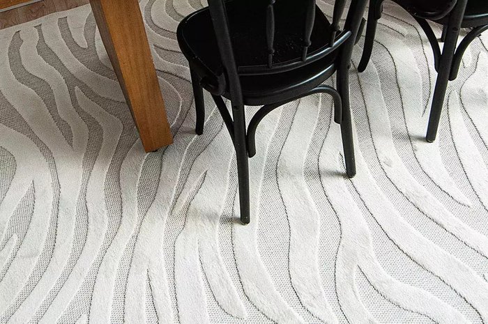 Ковер Zebra 160x230 бежево-белого цвета - лучшие Ковры в INMYROOM