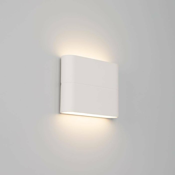 Настенный светильник SP-Flat 021086 (металл, цвет белый) - купить Бра и настенные светильники по цене 7180.0