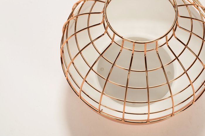 Дизайнерский настольный светильник Glare розово-золотого цвета - купить Настольные лампы по цене 20200.0