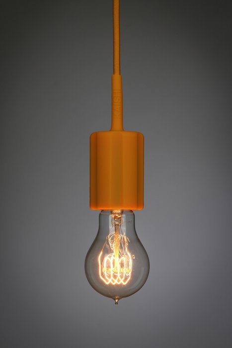 Подвесной светильник Sala оранжевого цвета - лучшие Подвесные светильники в INMYROOM